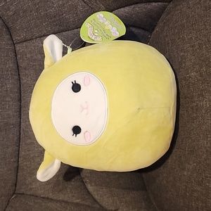 NWT 8" Squishmallow Addison the Lamb